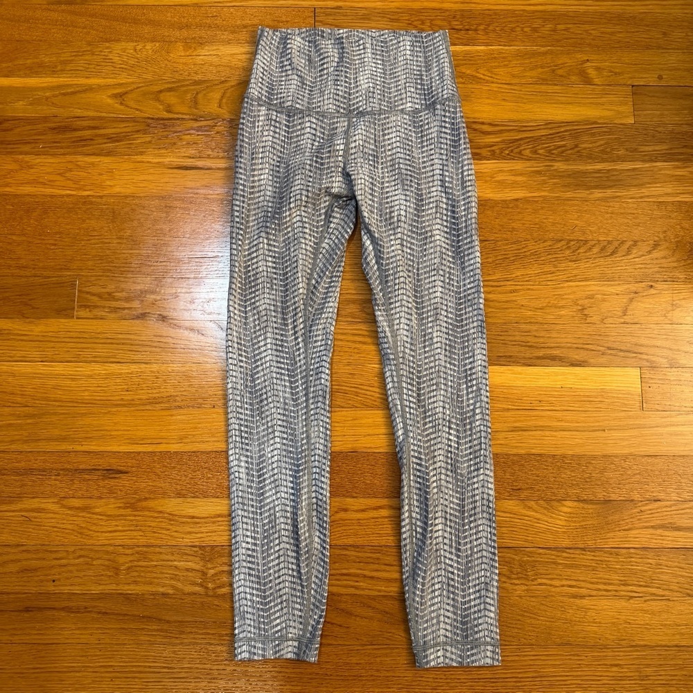 Lululemon Wunder Under HR 7/8 Tight *Full-On Luon 25" Luon Arrow Jacquard - Sz 4